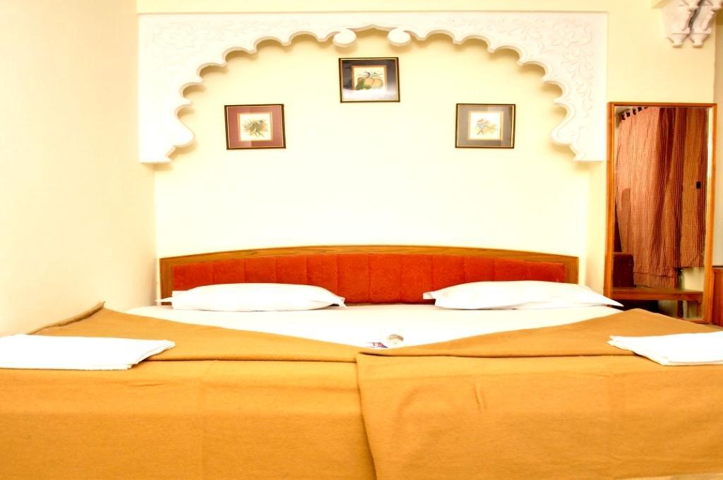 Kiran Palace Hotel Udaipur Bilik gambar